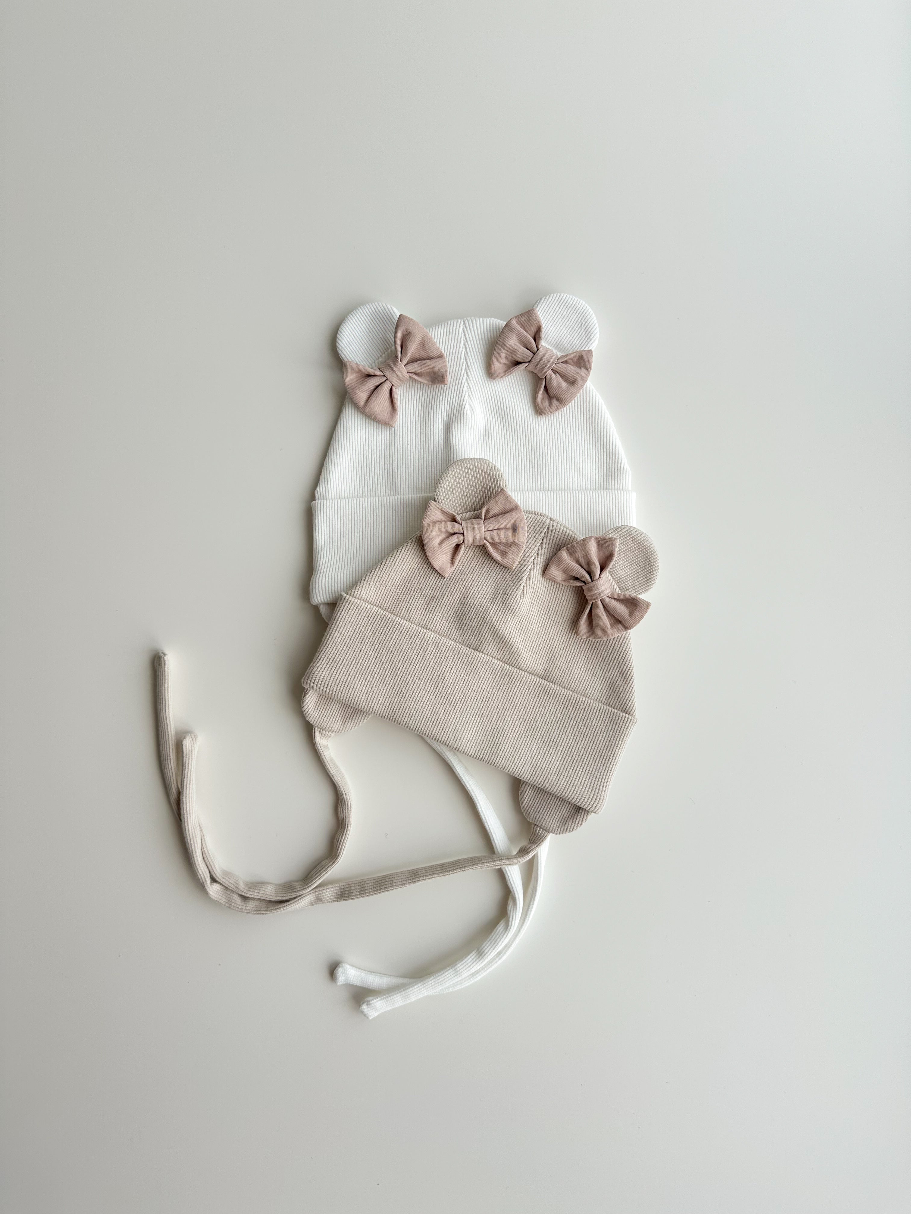 Căciulițe cu Fundițe și legături