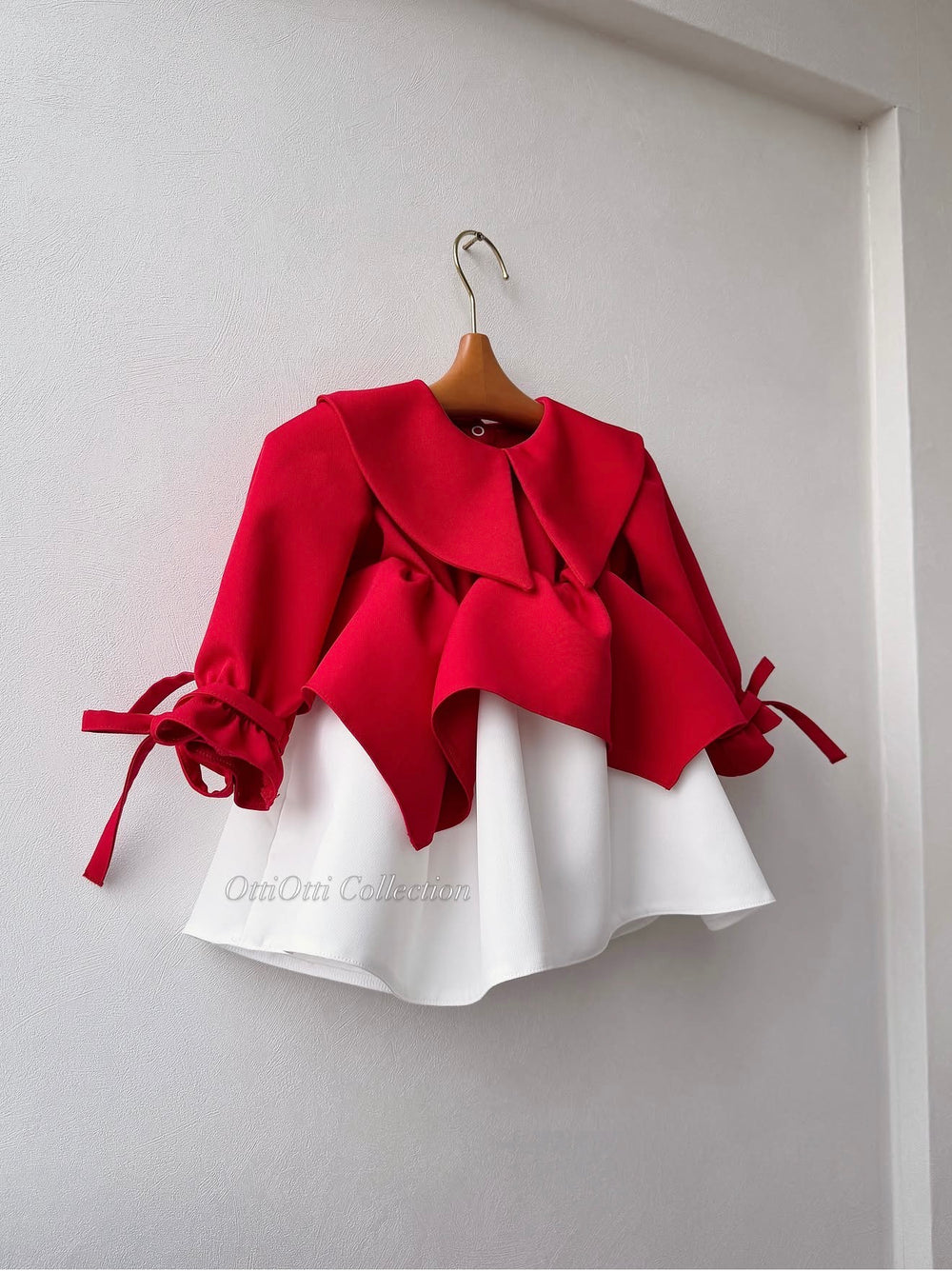 Rochiță “Gala Rouge”