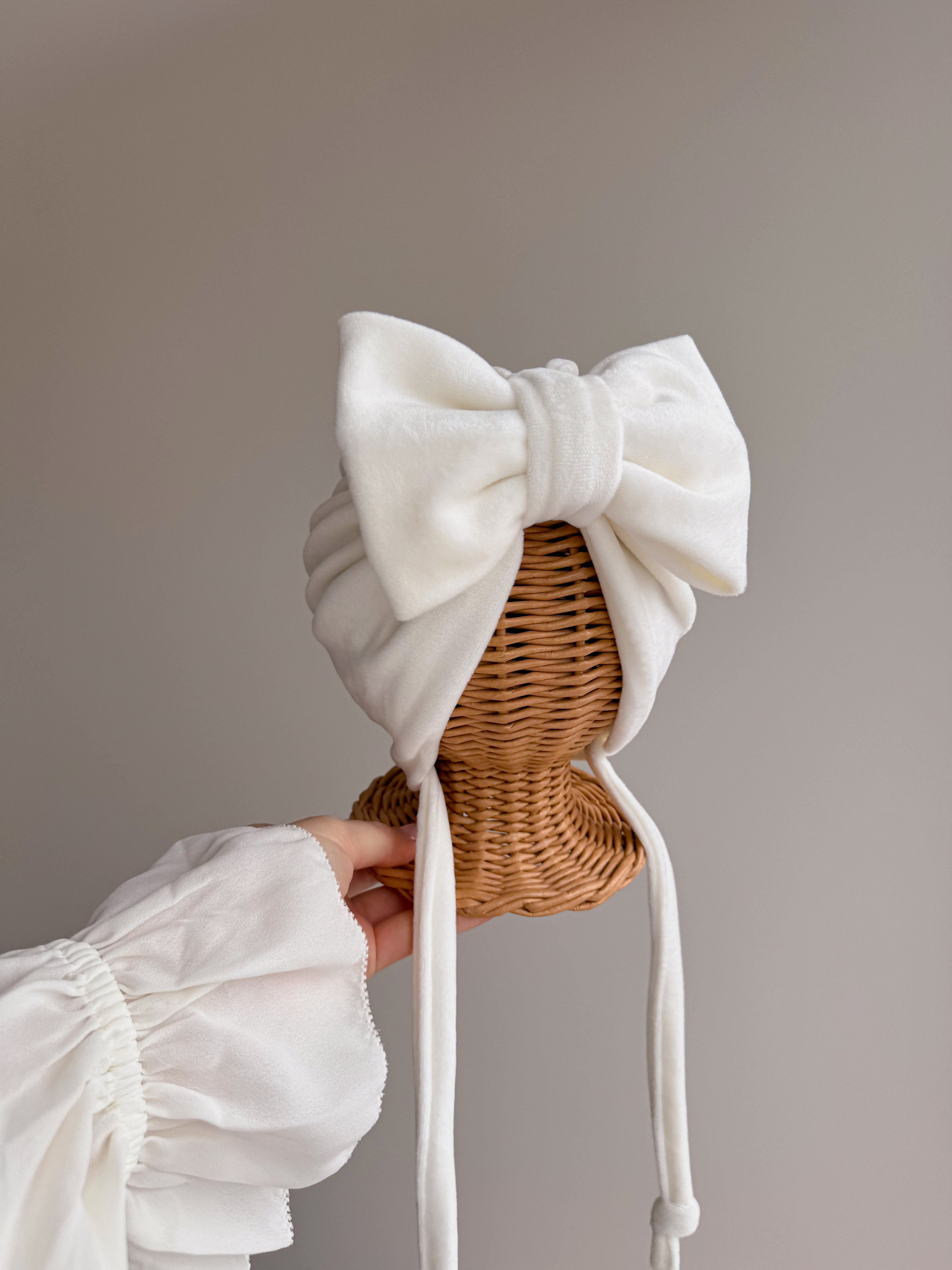 Turban Alb Crem cu Fundă Maxi