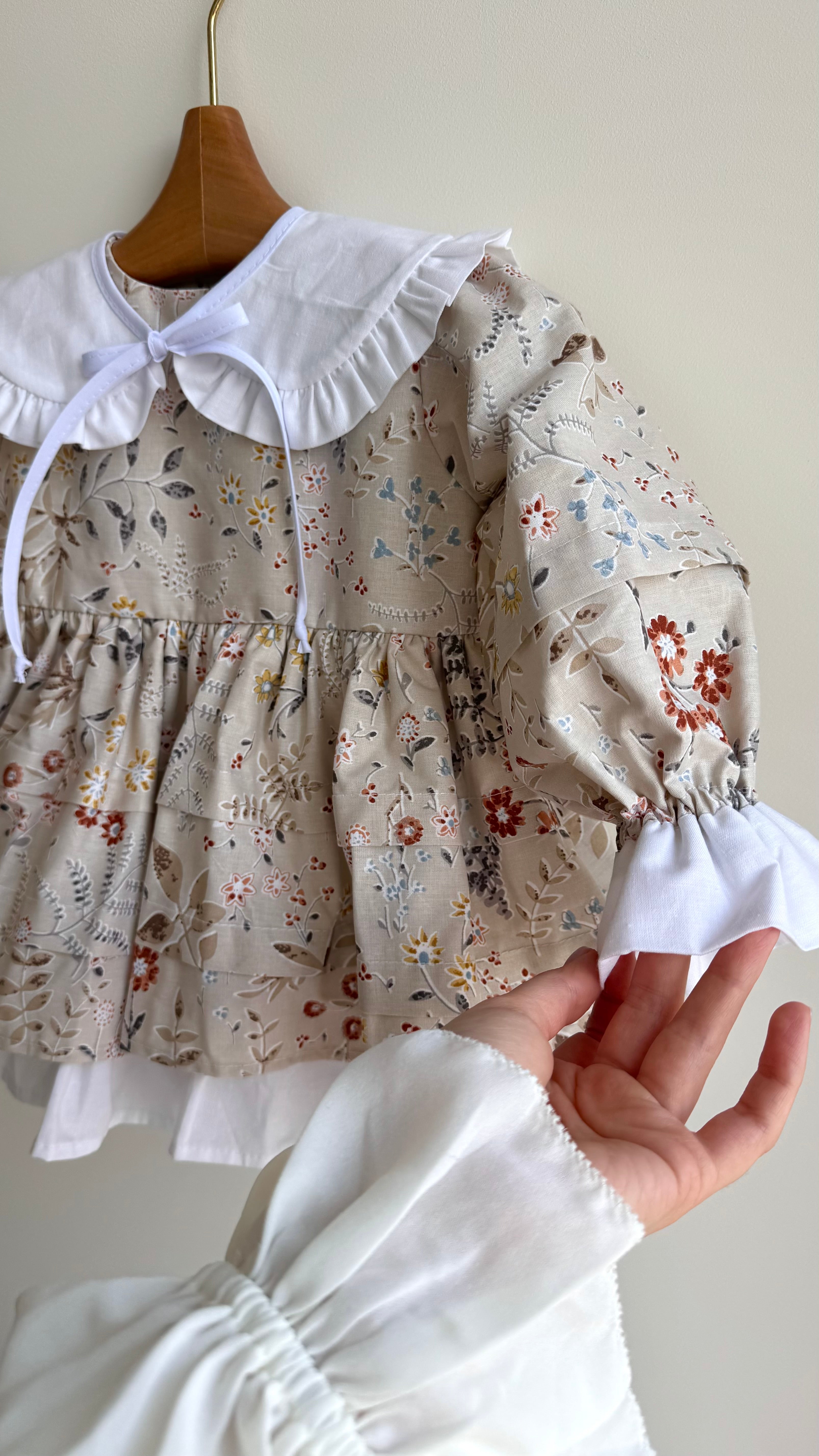 Rochiță „Vintage Blossom”