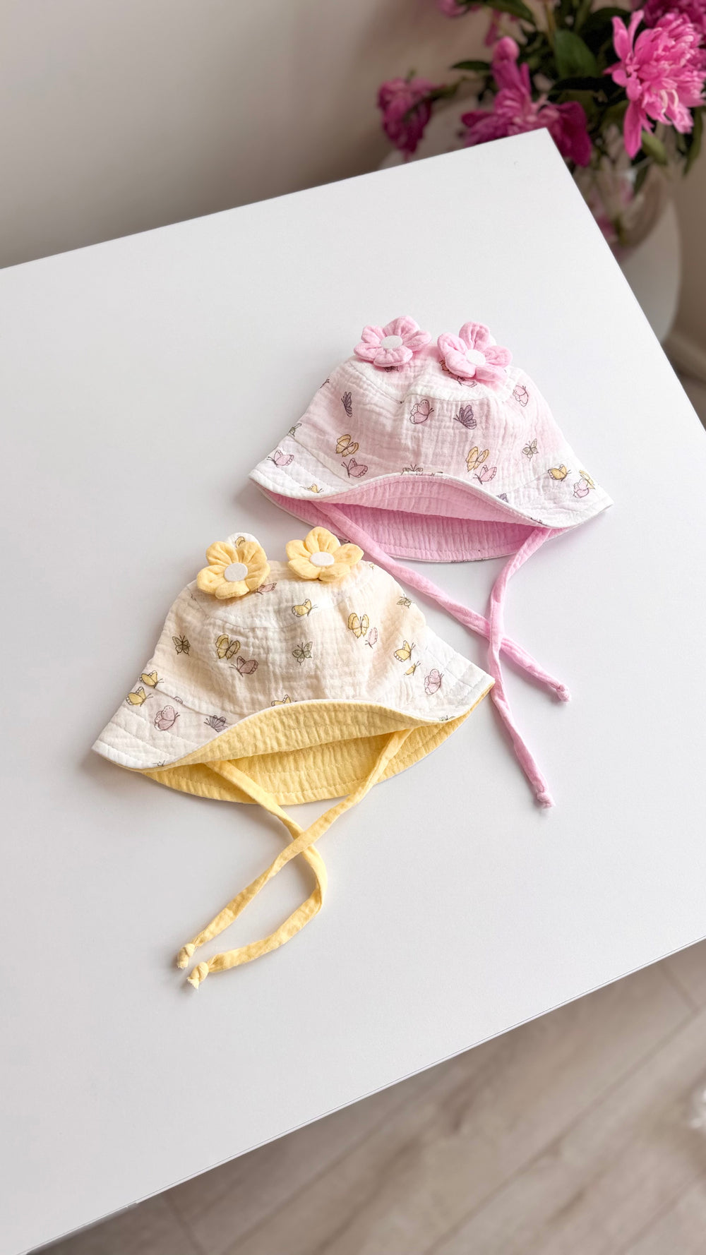 Muslin hat